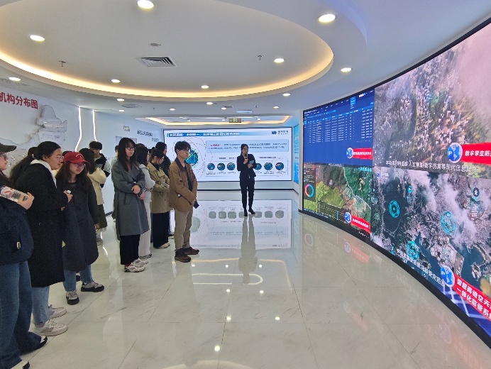 地理遙感信息服務(wù) 北京師范大學(xué)地理科學(xué)學(xué)部的創(chuàng)新實(shí)踐與未來展望